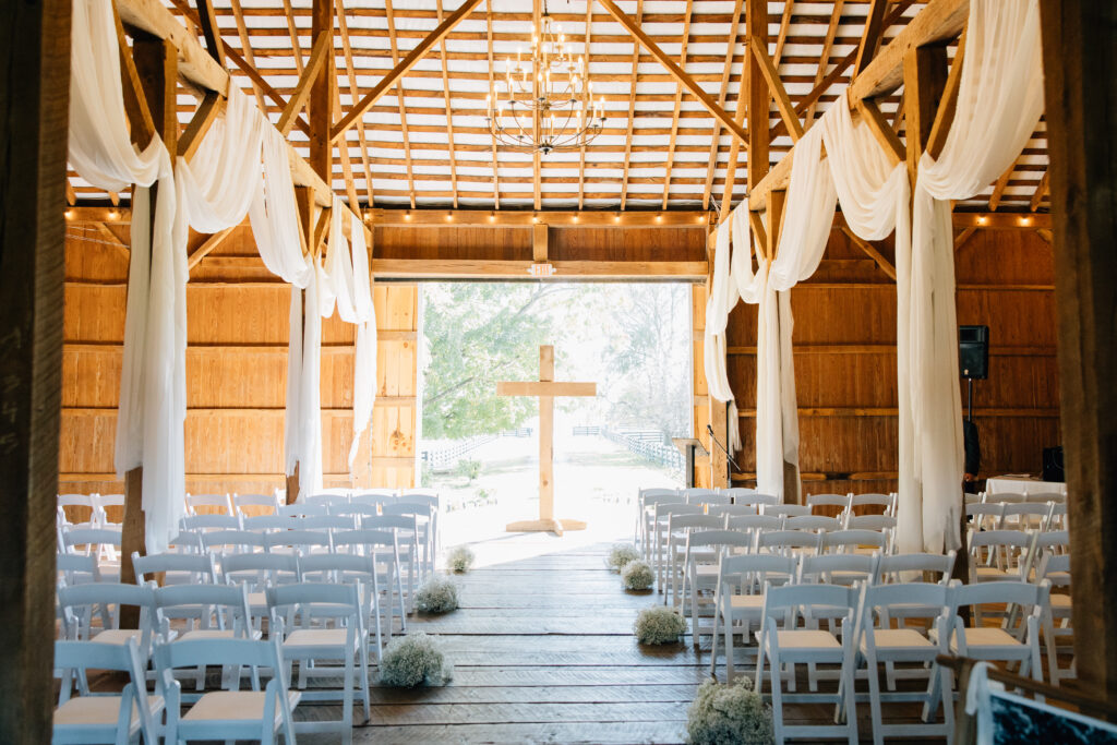 Unique wedding venue near Columbus OH for brides wanting Instagram-worthy photos